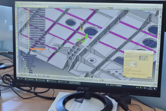 ESCAD aerospace programming